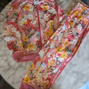 Girls 7-8 Adidas Floral Track Suit with leggings and Sweater